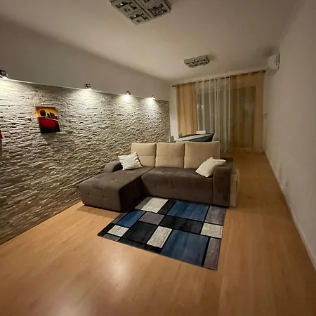 Apartman Excelente E Bem Localizado *