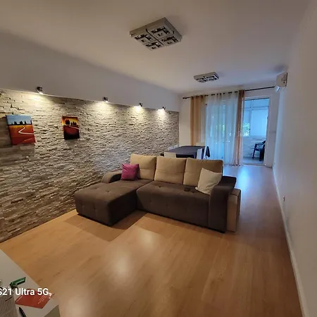 Apartman Excelente E Bem Localizado
