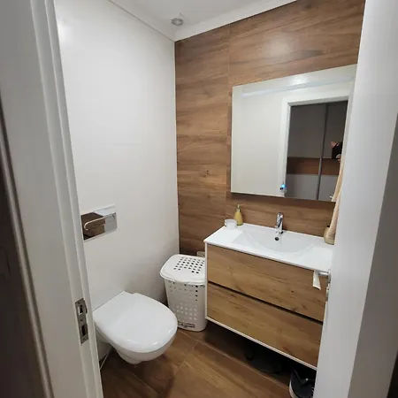 Excelente E Bem Localizado Apartman *